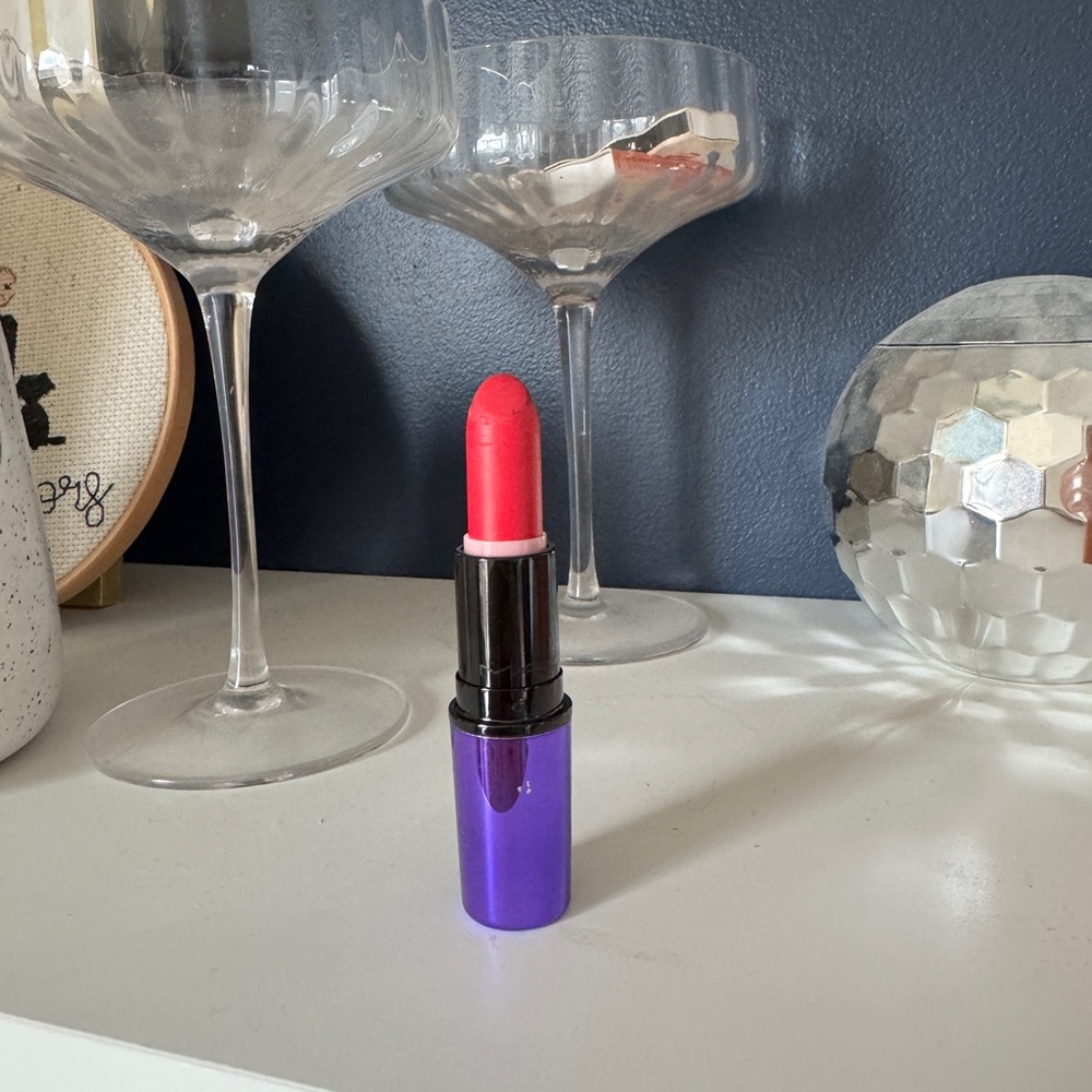 MAC All Fired Up Magic of the Nights Special packaging 🪄